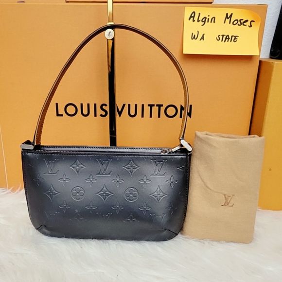 Louis Vuitton Handbags - 💯% Authentic Fowler Louis Vuitton Shoulder Bag